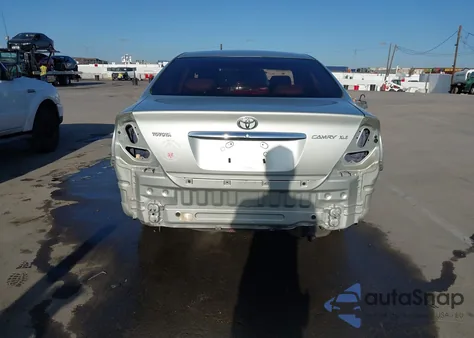 2002 Toyota Camry Xle z USA, uszkodzony, nr VIN JTDBE30K120098696